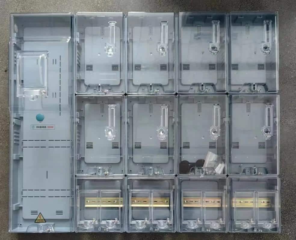 Illustration accompanying Plastic Distribution Boxes: Definition, Classification, Parameters, Installation and Selection